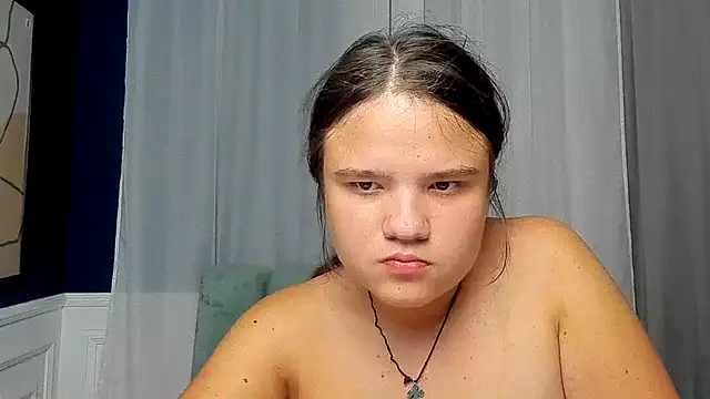 AdeleCruz's Live XXX Chat