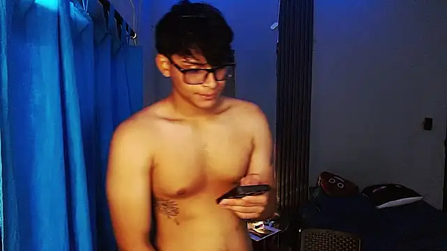 Mr_yisuzz Live XXX-chat