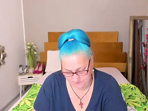 Sugarmommy_69X Chat XXX in diretta