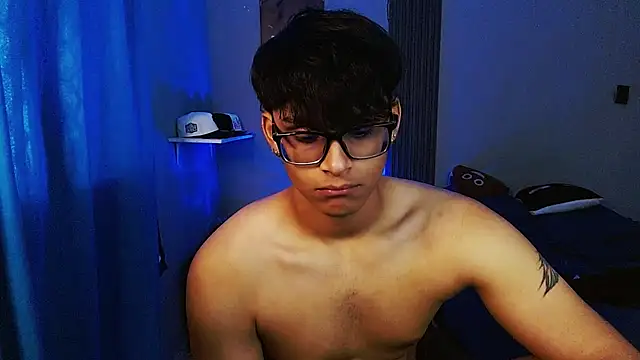 Mr_yisuzz Adlı Modelin Web Kamerası Şovu