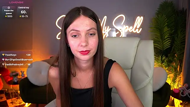 BabyLumi Adlı Modelin Canlı XXX Sohbeti