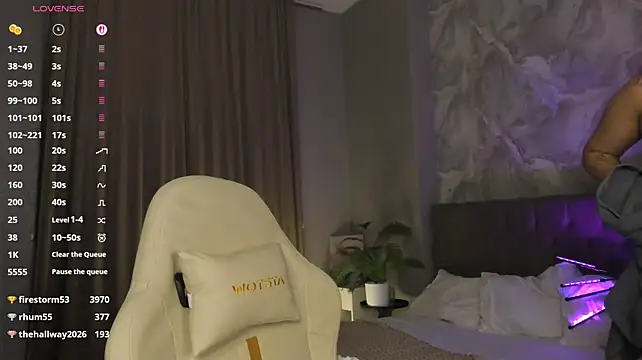 Chat XXX en directo de Jade-Kush