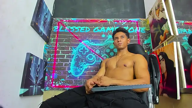 Yoel_Blessed Adlı Modelin Canlı XXX Sohbeti