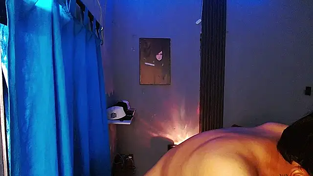Онлайн чат XXX Mr_yisuzz