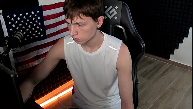More_than_friend's Live XXX Chat