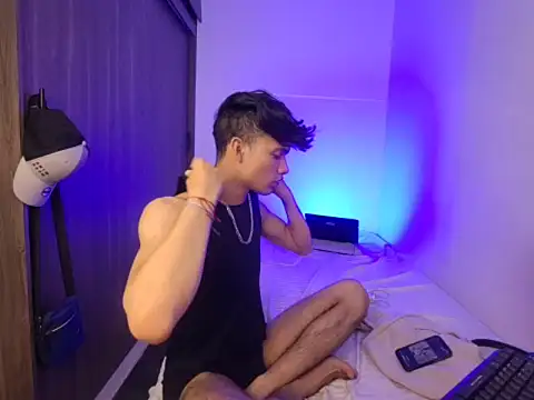 AlexxxGodn Webbikameraesitys