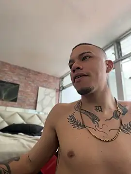AlphaMasterXxx 现场XXX聊天