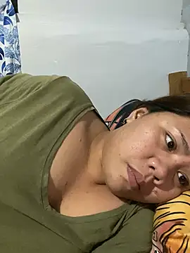 -CLARAMommy-'s Live XXX Chat