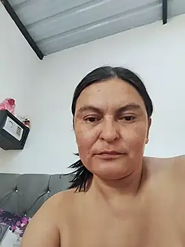 Horny-Mommy-Dirty's Live XXX Chat