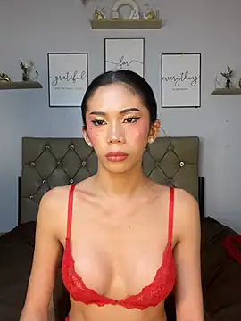 CassandraLovveのライブXXXチャット