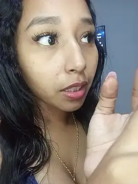 bella_chocolate ওয়েবক্যাম শো