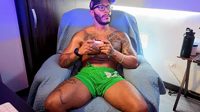 Wheeler_Green live XXX chat