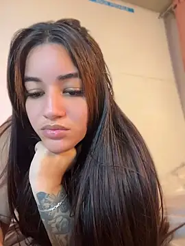 Little_Gaby_'s Live XXX Chat