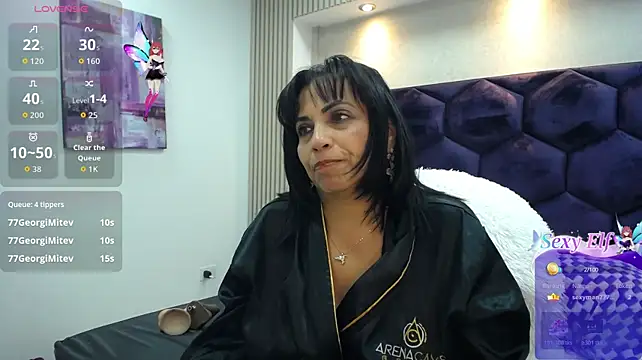 Chatroom XXX en direct de GochitaWild