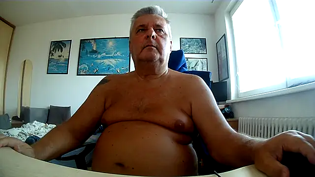 Chat +18 de Robert_SK1 ao vivo