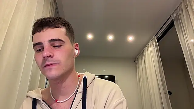 Lucas_bennet Live XXX-chat