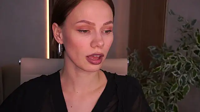 Živý XXX chat ShyySiren