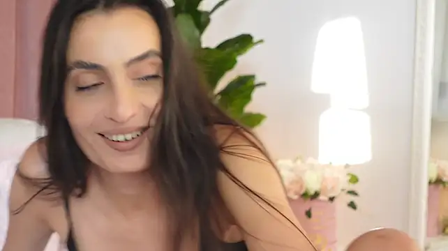 NinaCrystal1's Live XXX Chat