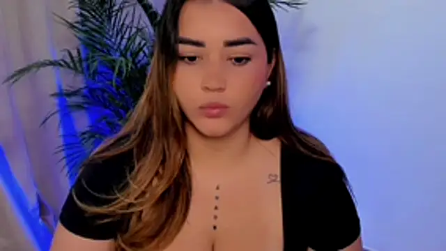 Lucia_star__'s Live XXX Chat