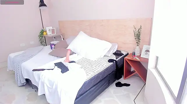 HellLilith_ Chat XXX in diretta