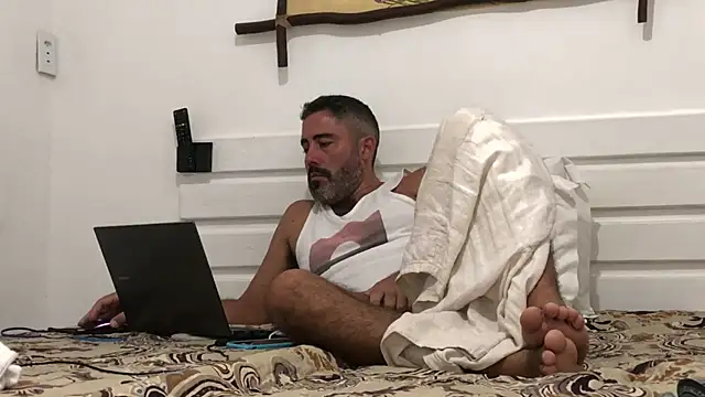Chat XXX ao vivo de victor_chat