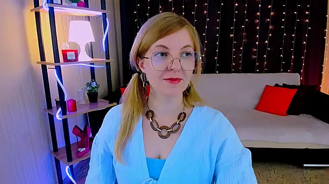 YourUniverser's Live XXX Chat