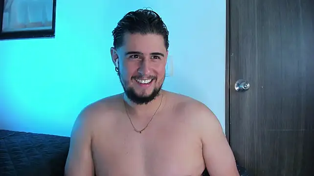צ'אט XXX בשידור חי של Ryan_evannss_