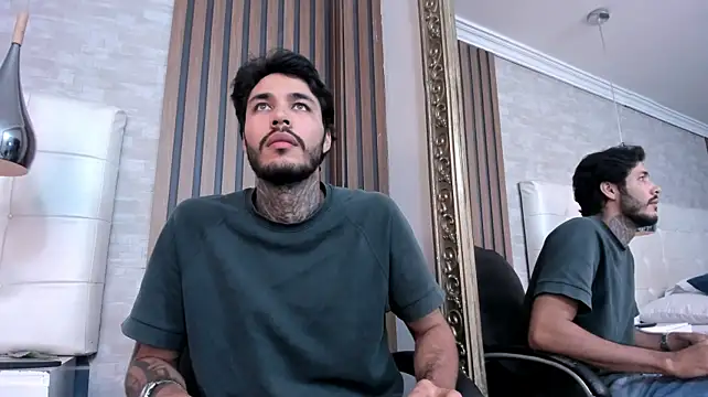 Chat XXX en directo de JacksonGreenn