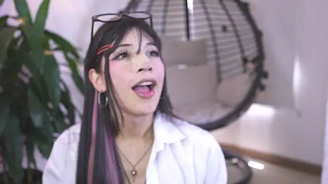 AliiceWonderland_のライブXXXチャット