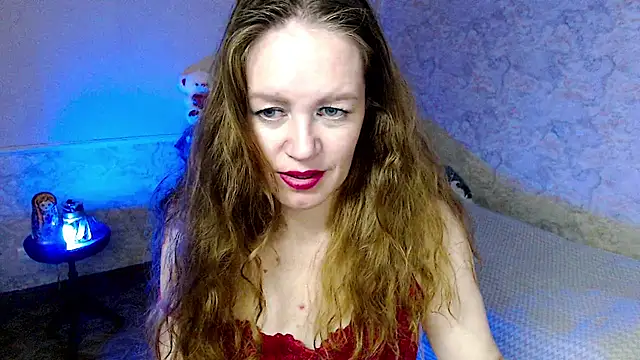 Fern_Lust Adlı Modelin Canlı XXX Sohbeti