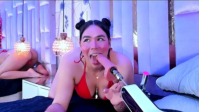 TessaCooper1 Adlı Modelin Canlı XXX Sohbeti