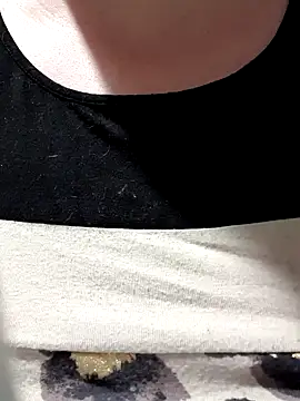 XXX chat uživo modela Missy_DM