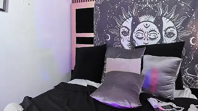 mirandaduboiss XXX чат на живо