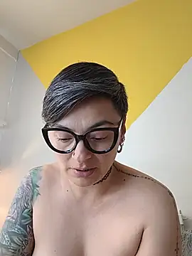 kat_paradiseのライブXXXチャット