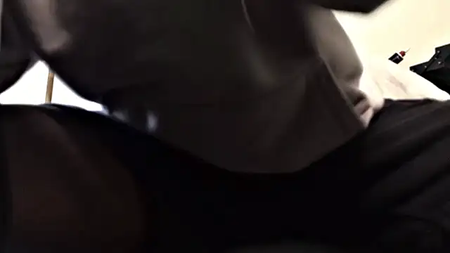 BlckDingaLing live XXX chat