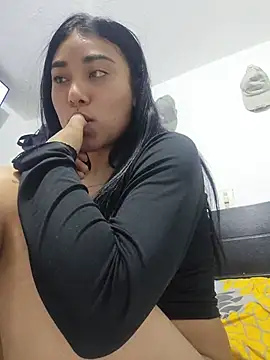 צ'אט XXX בשידור חי של Kayle_Aurora