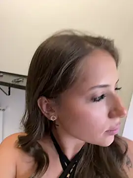 WilddAngel XXX чат на живо