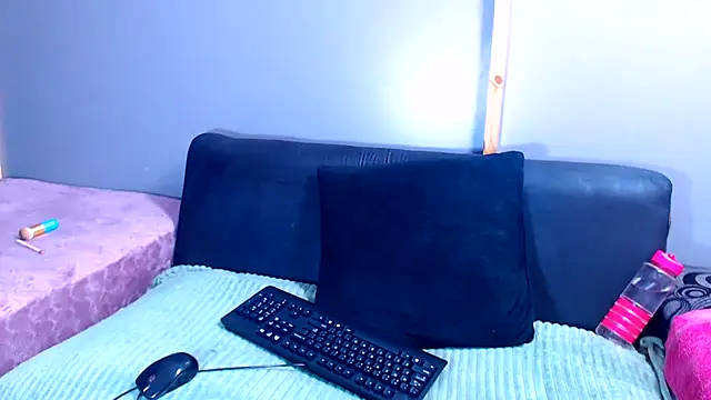 BouDyLicious_X Chat XXX live