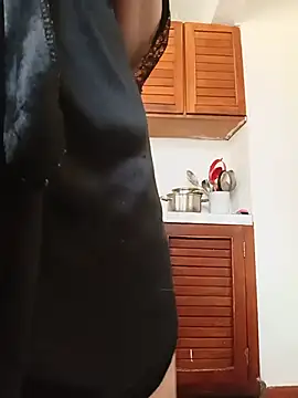 tata_sanz_のライブXXXチャット