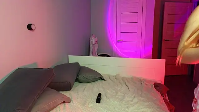 Bloom_win Chat XXX live