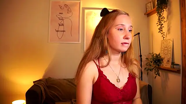 Enchantyy élő XXX-chatje