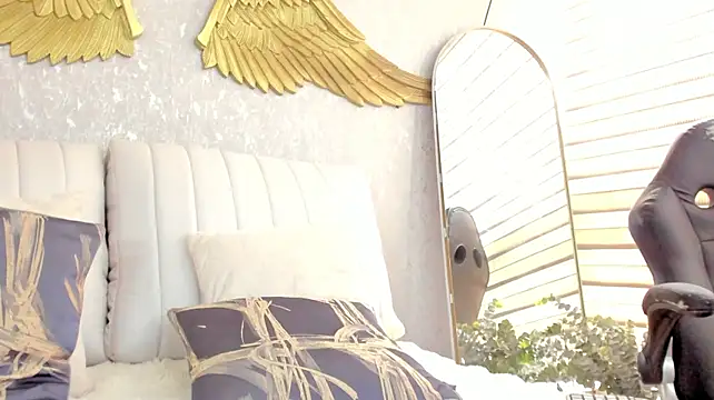 EmmaFerrary Adlı Modelin Canlı XXX Sohbeti
