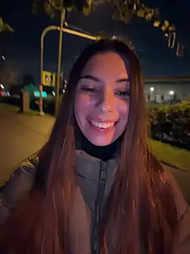 AmelieCrystal's Live XXX Chat