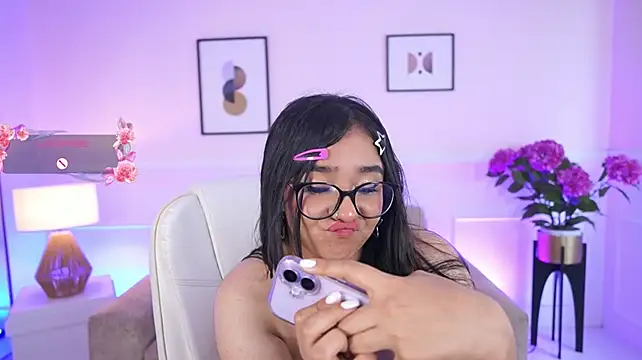 VioletJoness_ Live XXX-Chat
