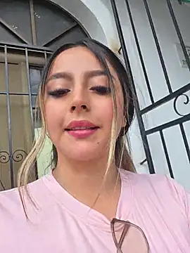 CelesteBlaze_'s Live XXX Chat