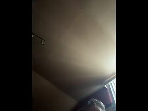 DILFiGuess1's Webcam Show