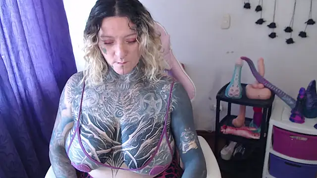 Czat XXX na żywo – SLOPPYTITSS