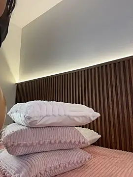 elodie_walker's Live XXX Chat