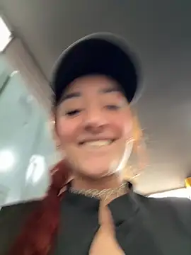 ariiel_ Chat XXX in diretta