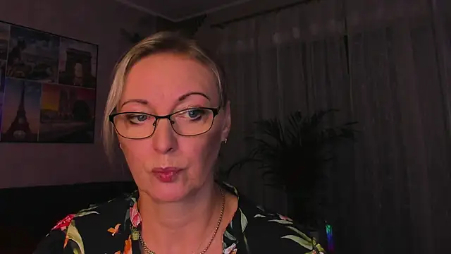 Chat +18 de vanessa_chat ao vivo